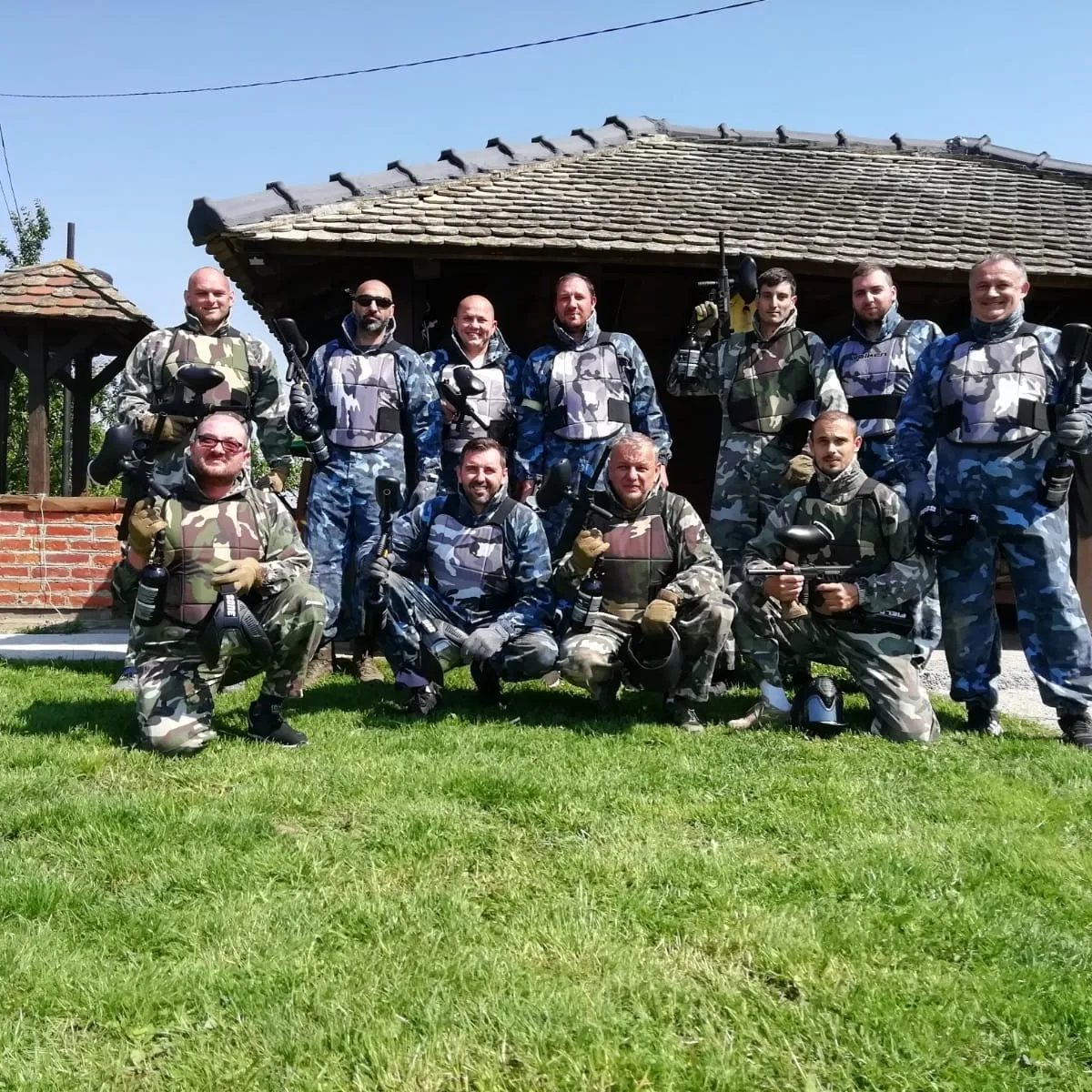 Paintball — adrenalinska timska igra