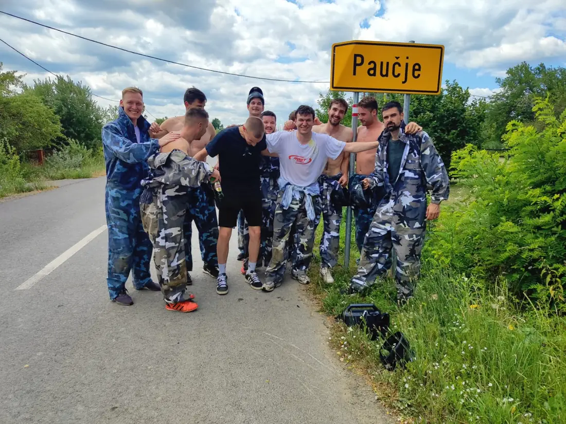 Paintball ekipa na terenu Demode